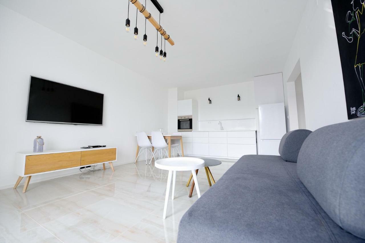 Center Aupark Apartment Piest'any Eksteriør bilde